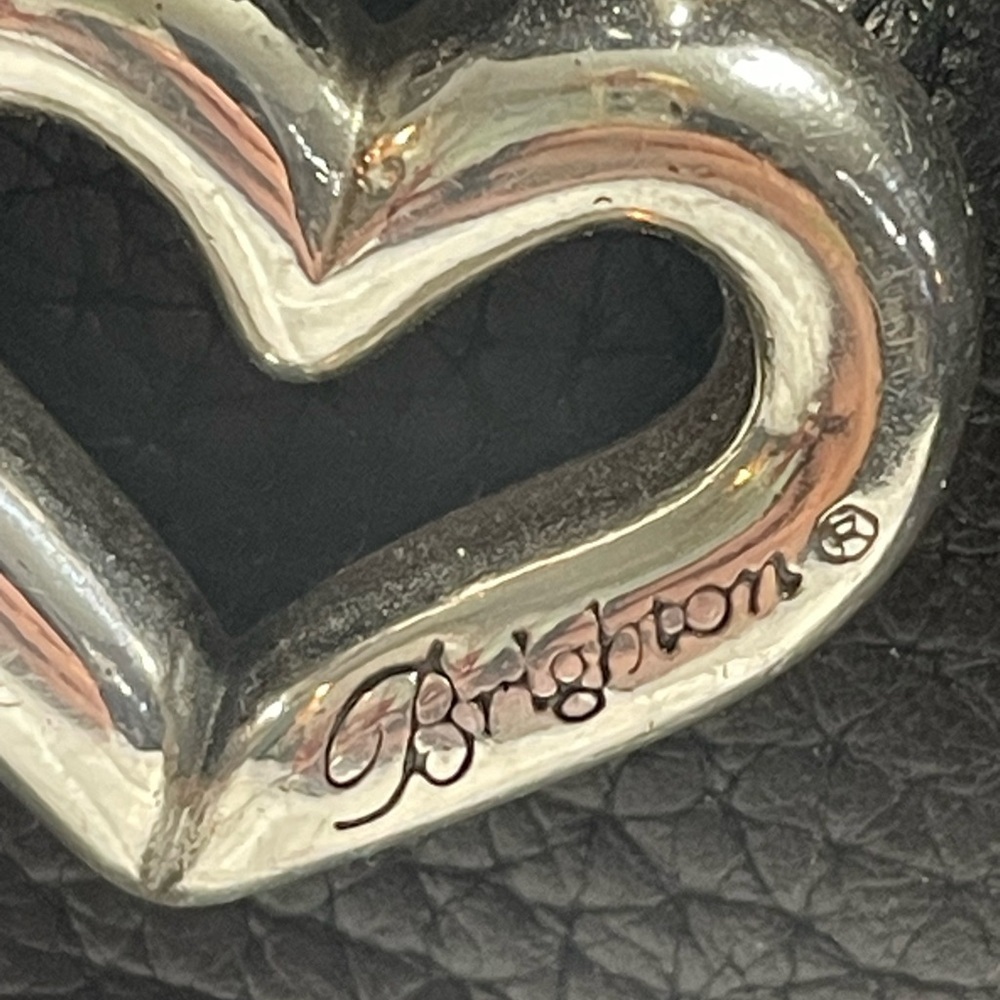 Brighton Black Crocodile-Embossed leather Shoulder Bag. Hearts. Pre-owned. Tote - Picture 5 of 16